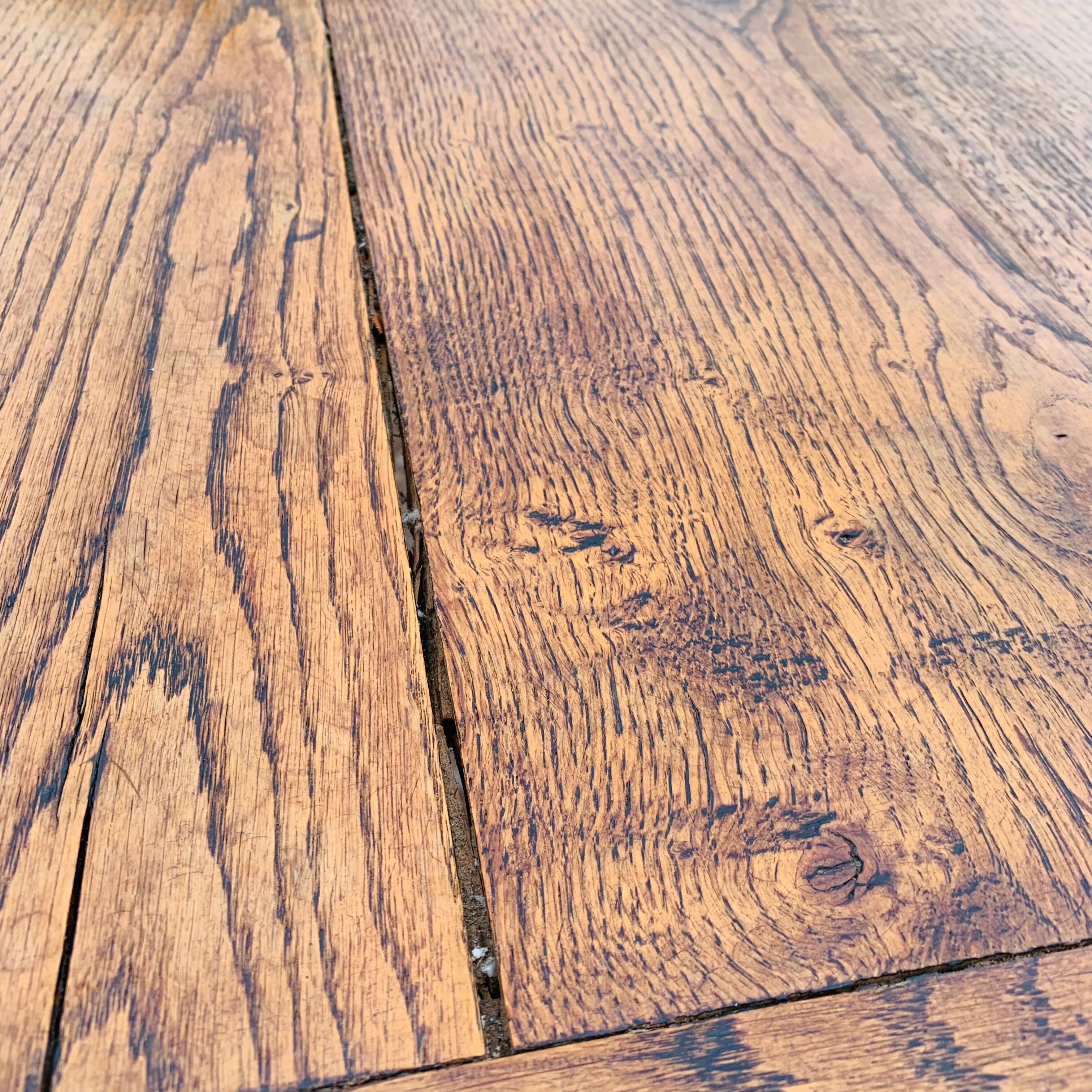 Table de ferme en chêne