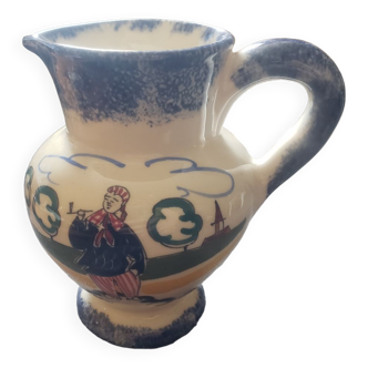 Breton pitcher sign tess
