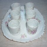 Tasses à café et plateau, vaisselle pour enfant en porcelaine ancienne