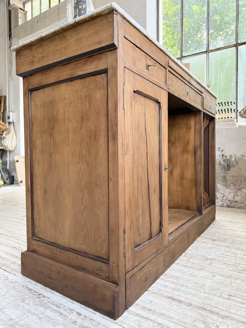 Oak and marble counter 1950