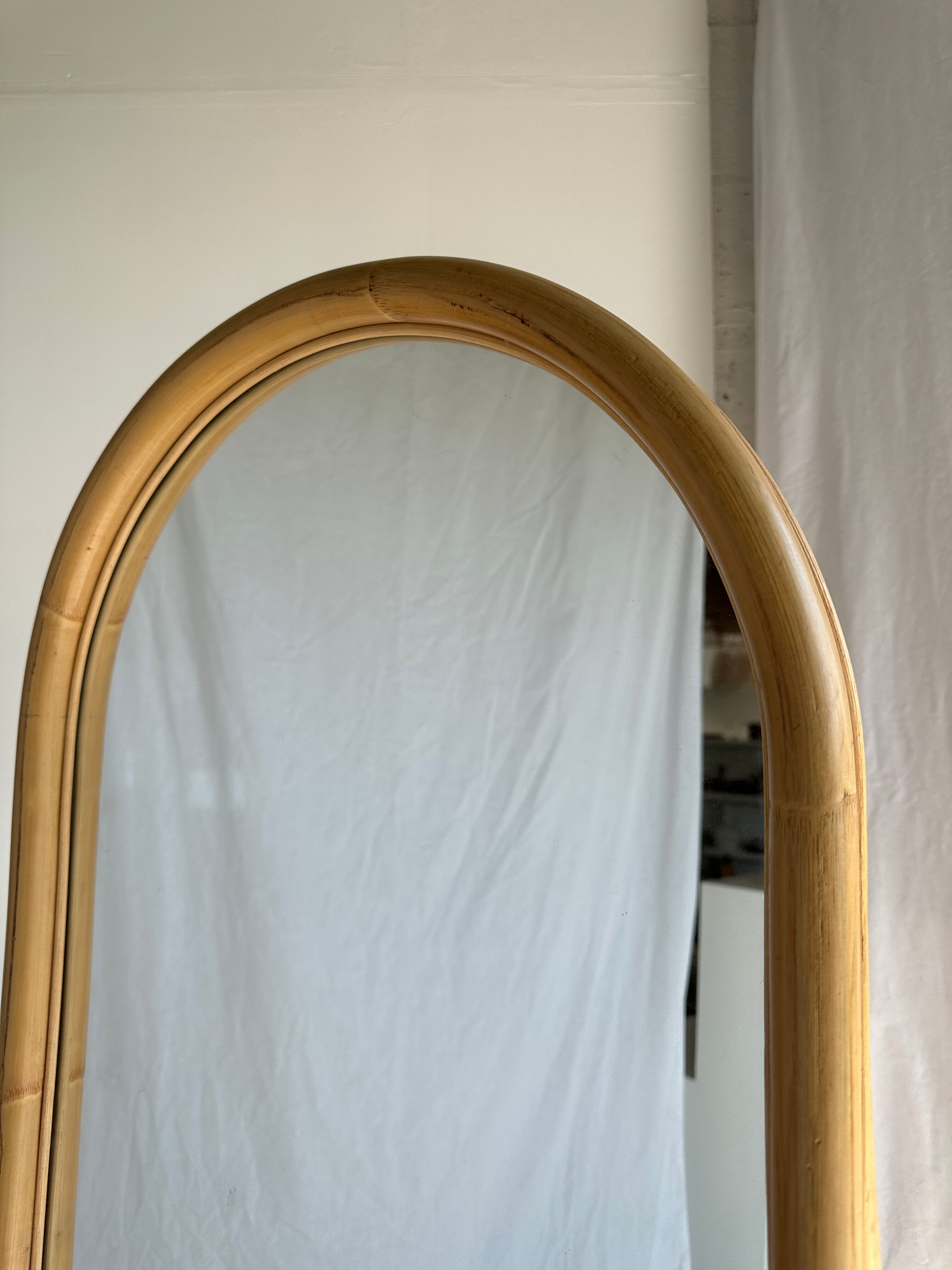 Floor mirror in bamboo and rattan H:1m80