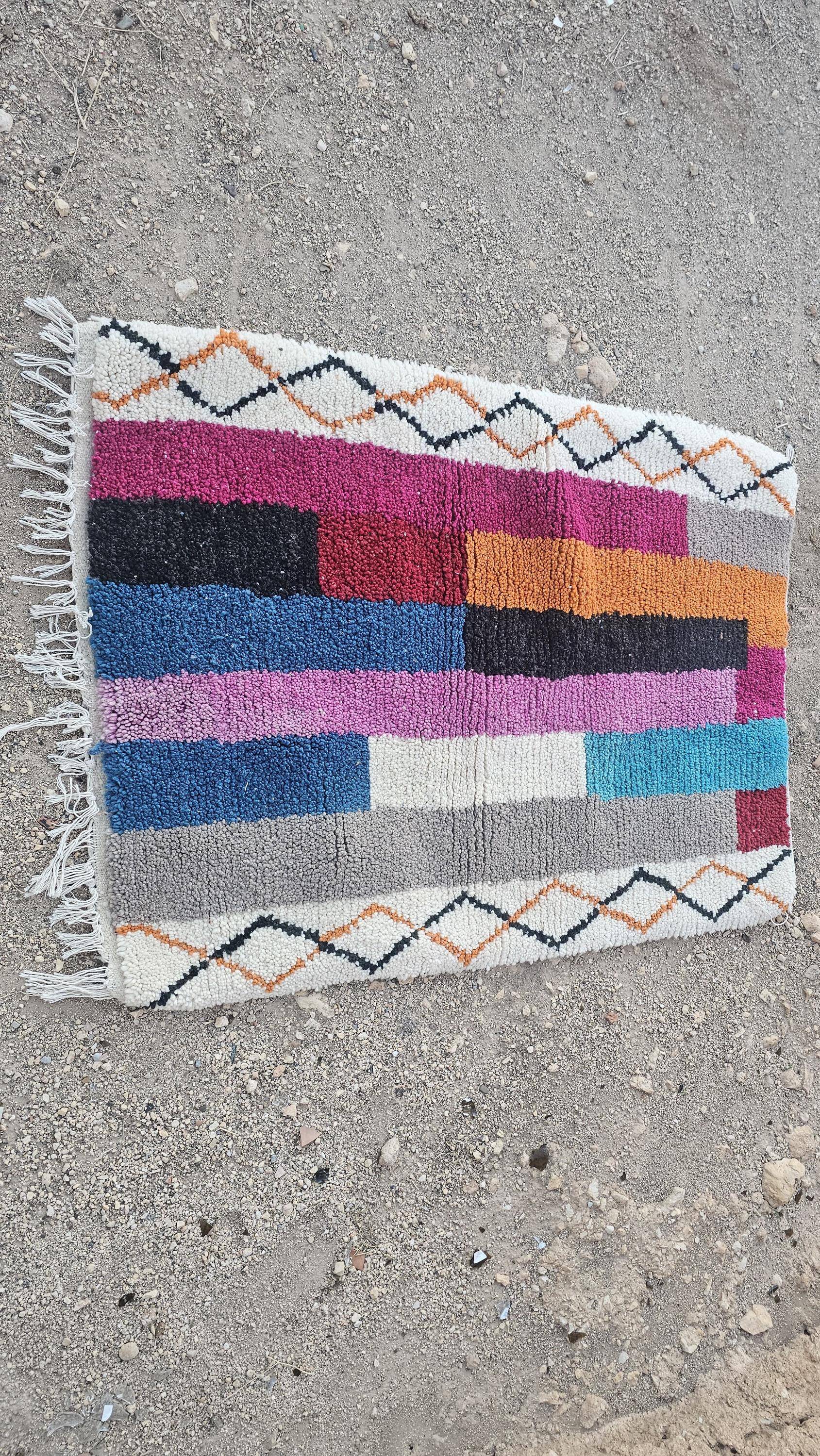 Natural handmade Berber rug 2.5x1.5 m