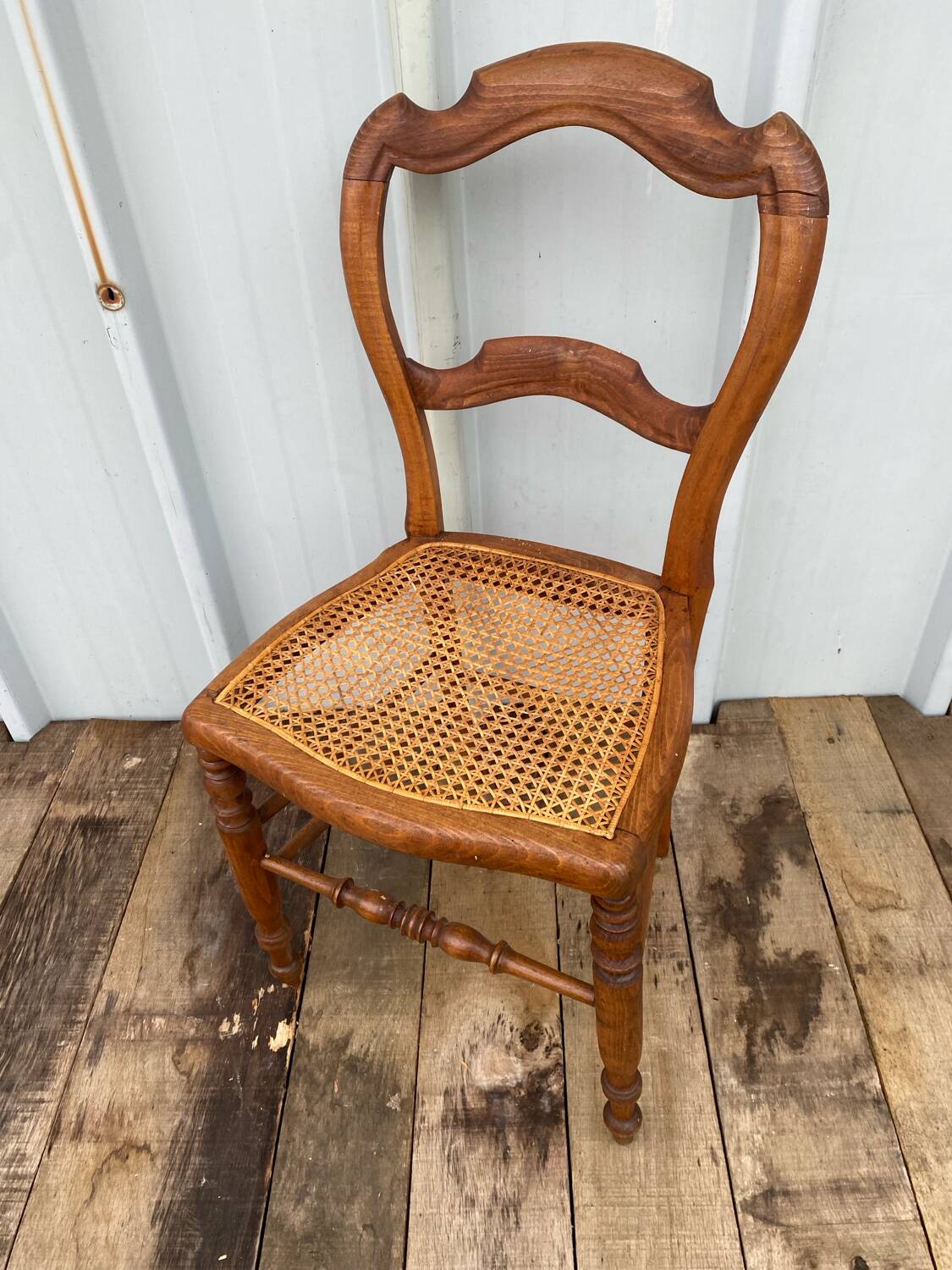 Chaise ancienne Louis Philippe bois + assise cannée vintage