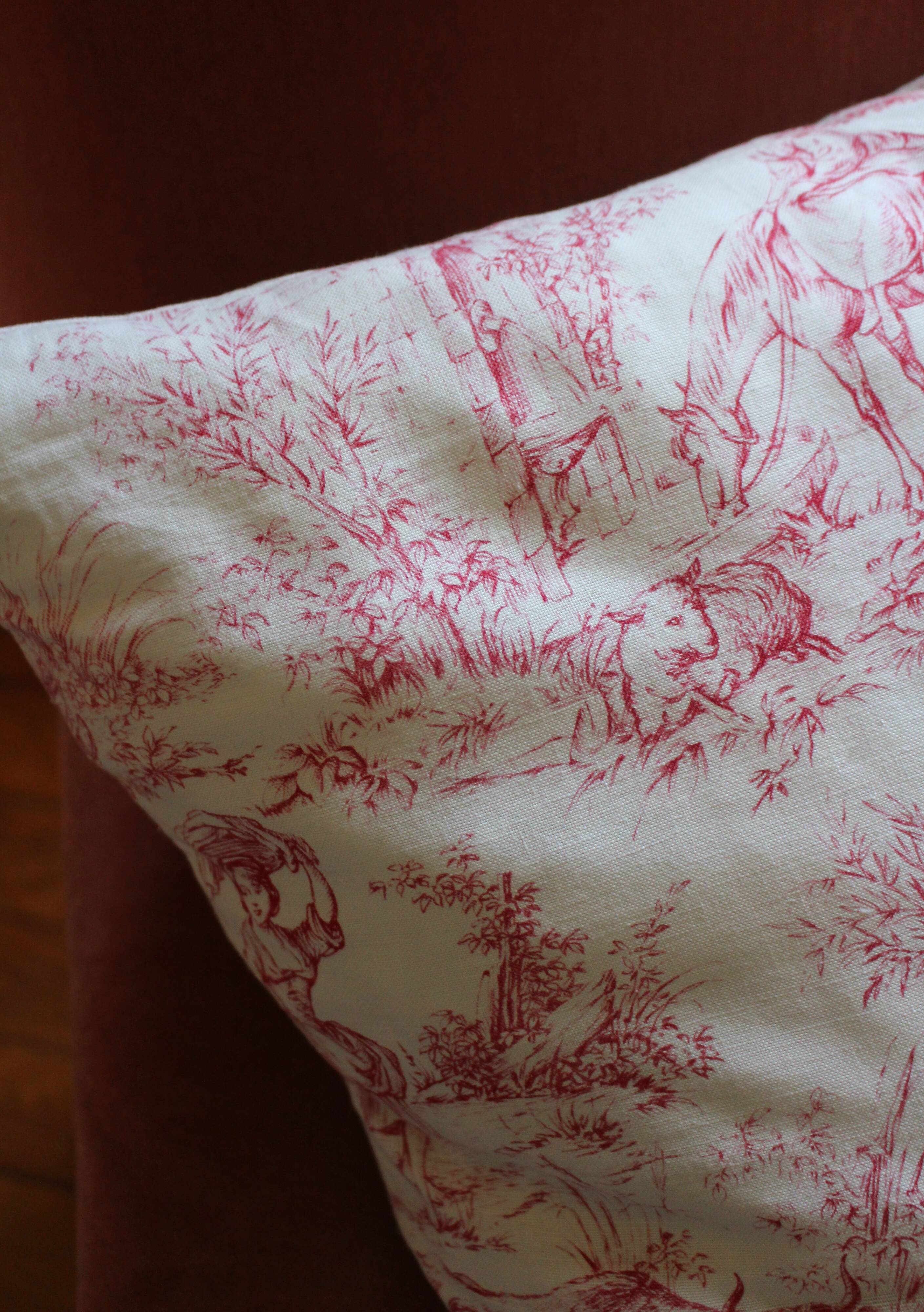 Paire Coussins Toile de Jouy rose ancienne