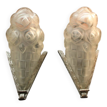 Pair of Art Deco glass wall lights signed Degu, hammered wrought iron.