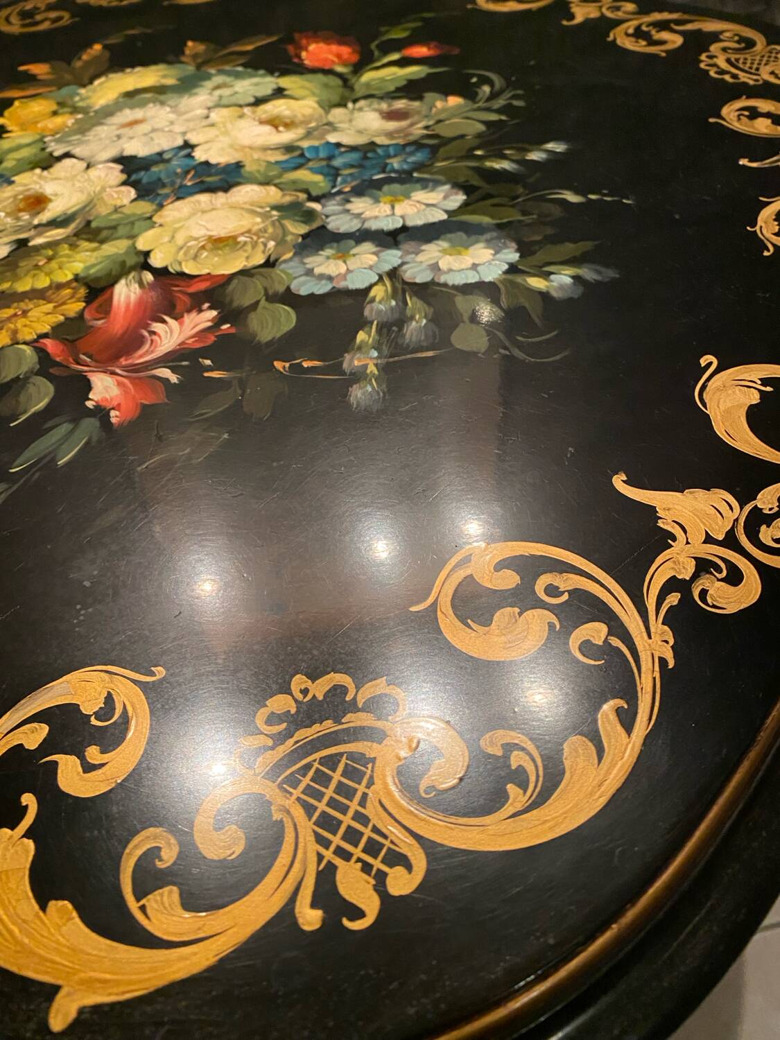 Tripod tilting side table from the Napoleon III period.