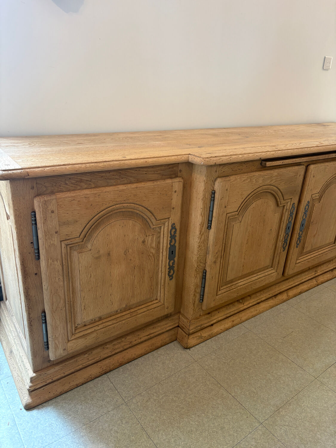 Oak enfilade sandblasted