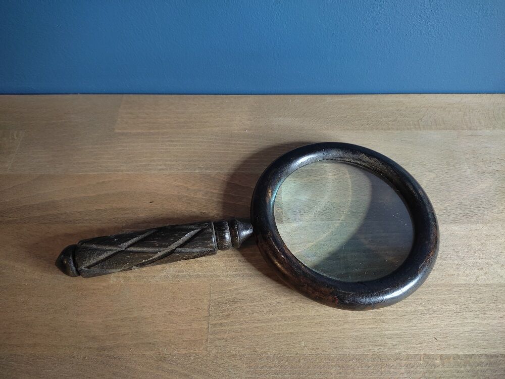 Magnifier in solid wood carved ch 0222f001 old vintage