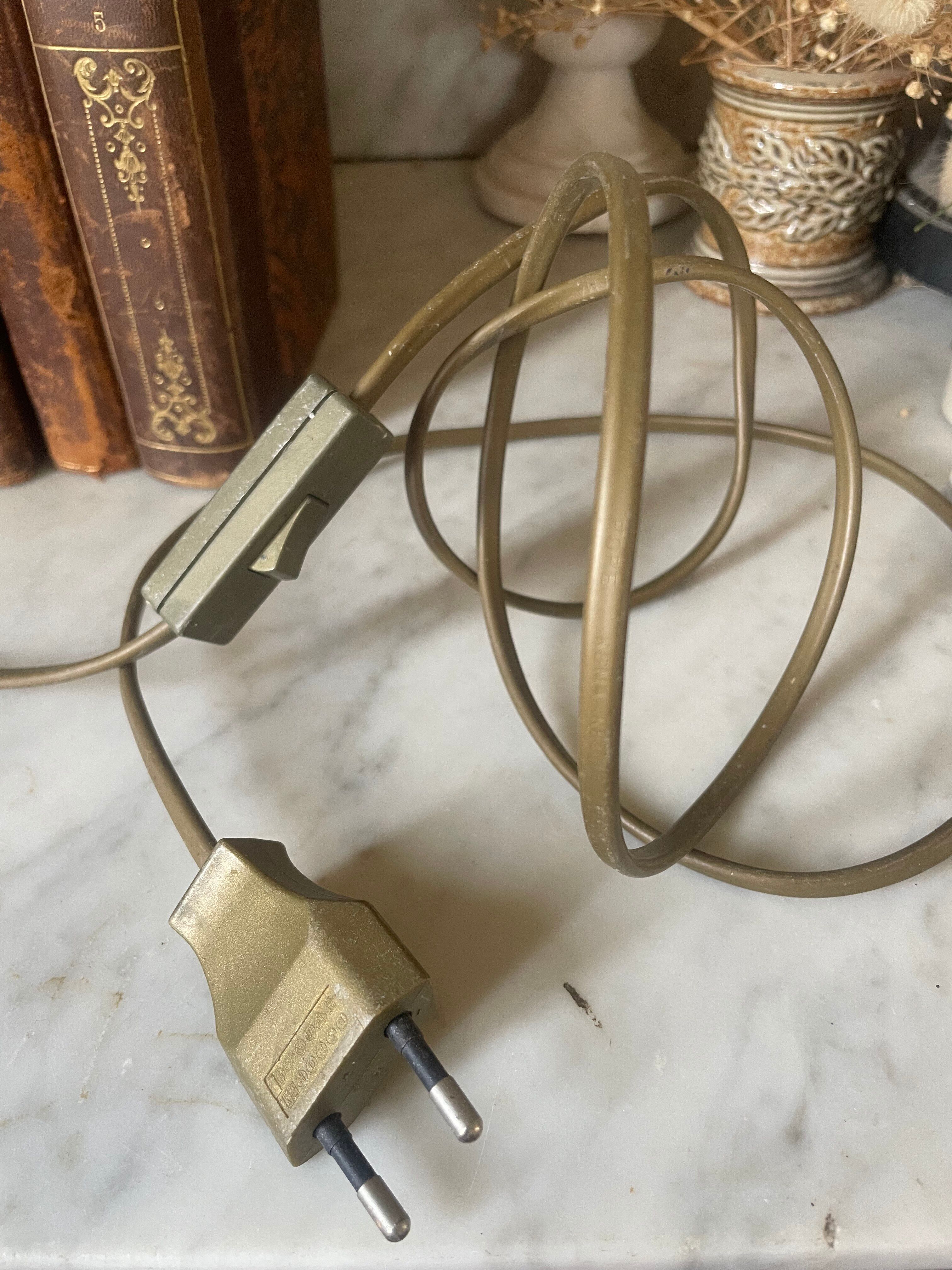Lampe Le Dauphin vintage, cuir et métal doré