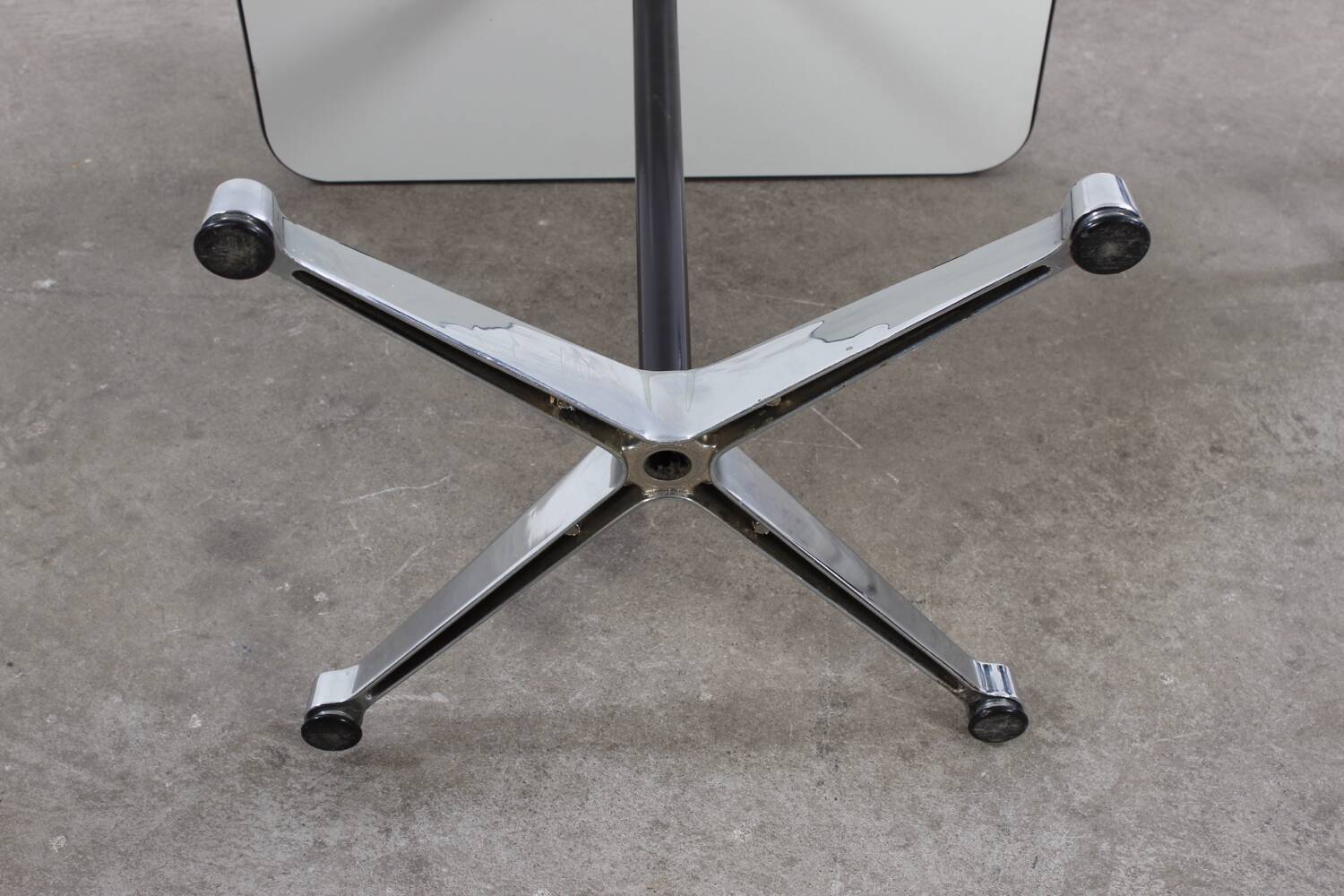 Vintage Tisch Sidetable Eames Vitra Mid Century Design