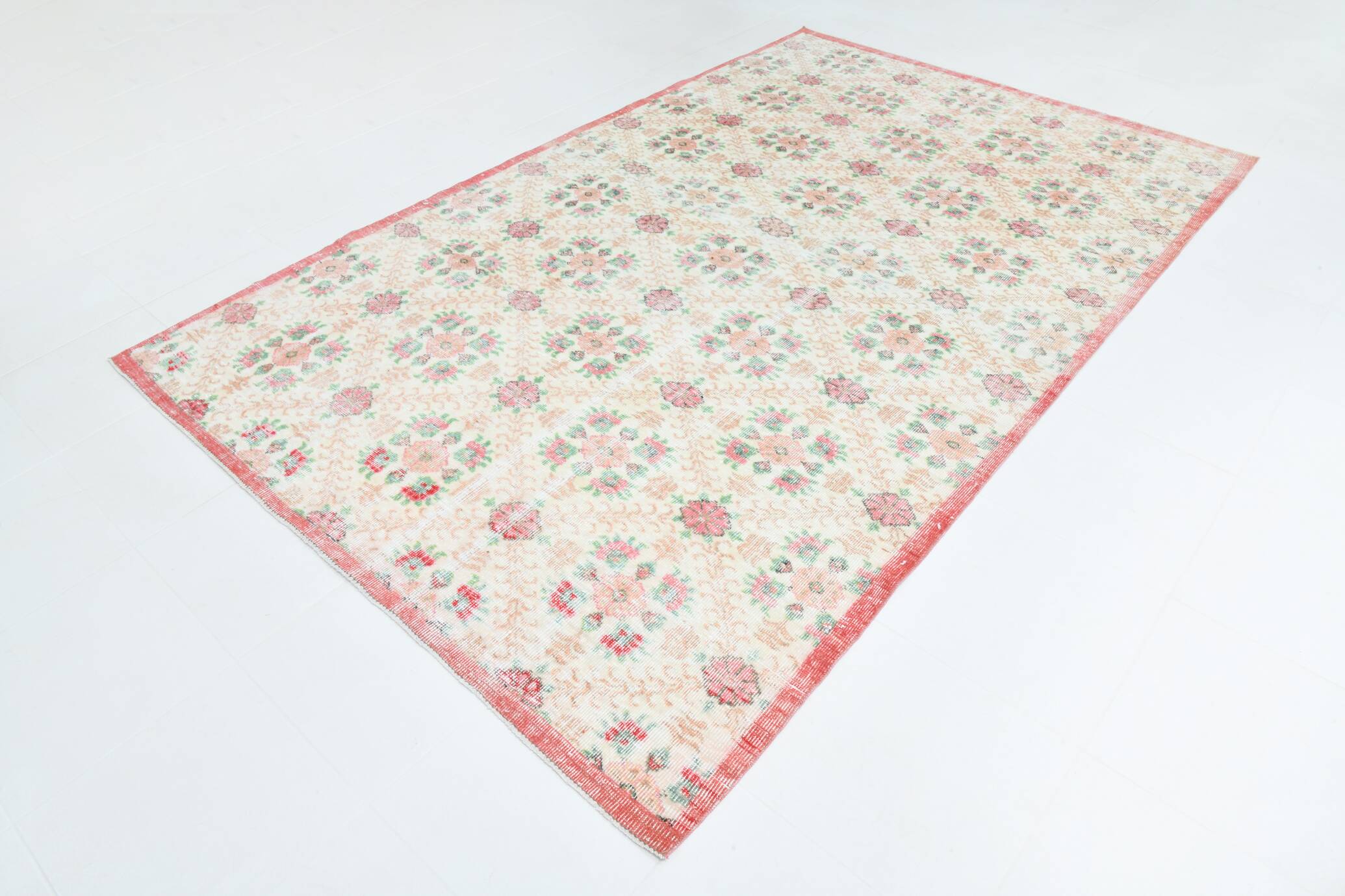 6x10 Vintage Beige & Powder Pink Floral Handmade Vintage Rug, 186x295 Cm
