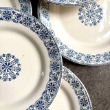 6 Gien flat ironware plates, "Arabesques" service, 1880-1930