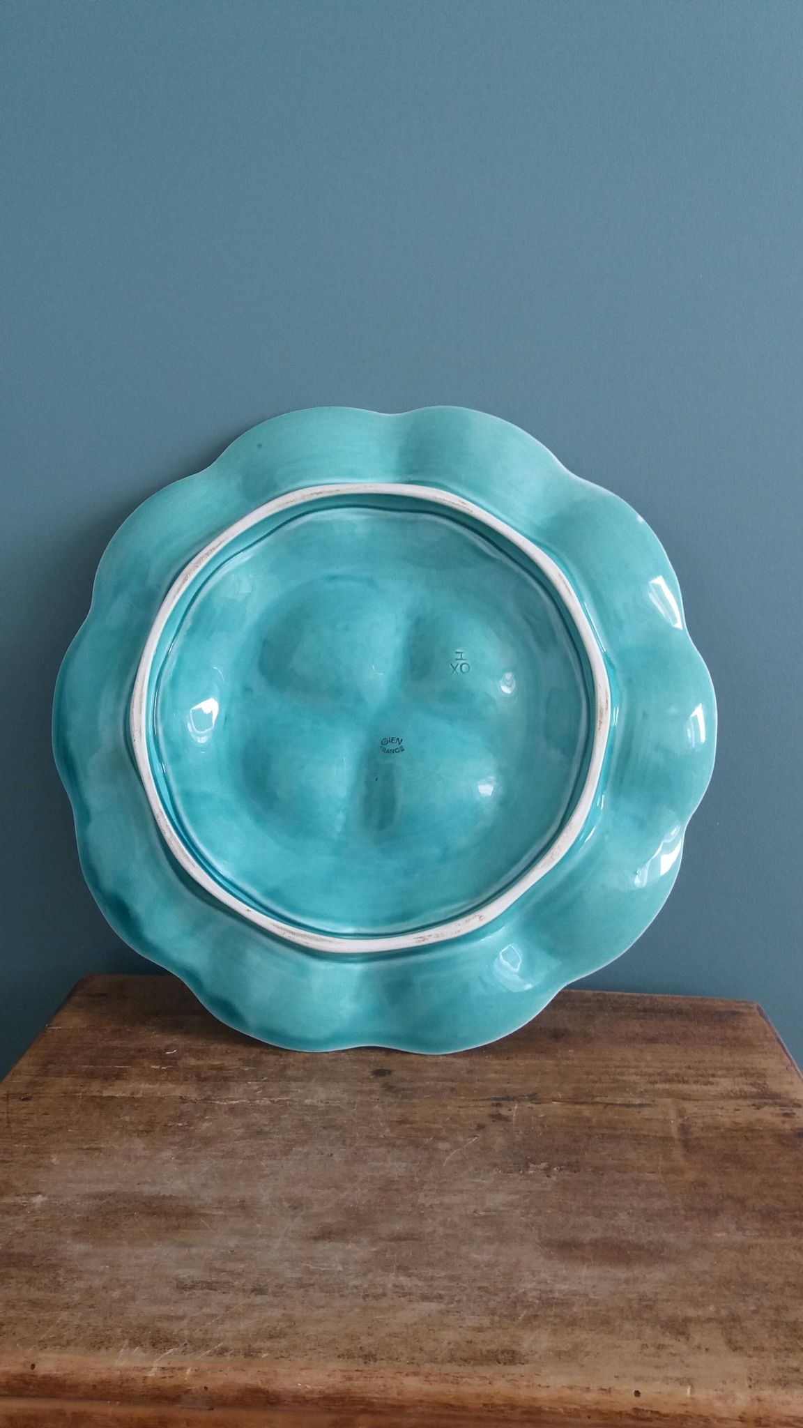 Turquoise barbotine oyster dish Gien France