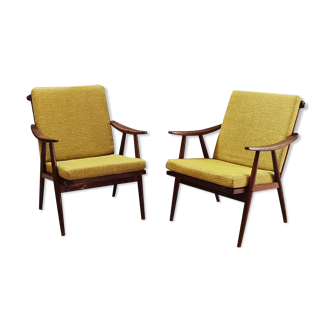 Pair of boomerang armchairs TON Bystřice (Thonet) by Antonin Suman 1960