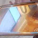 Grand Plateau de service de forme en métal plaqué argent, mouluré et ciselé