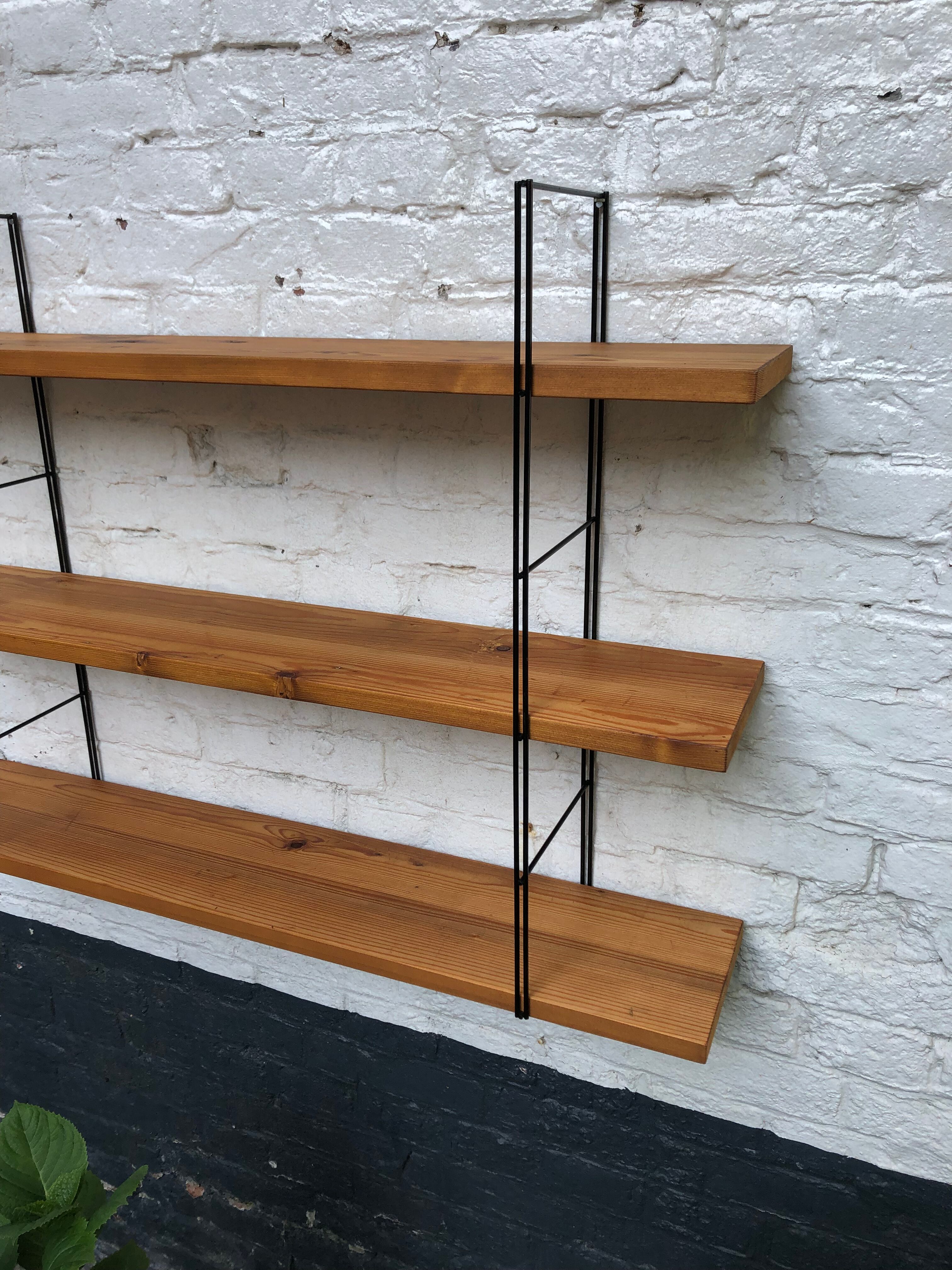 Wall shelf