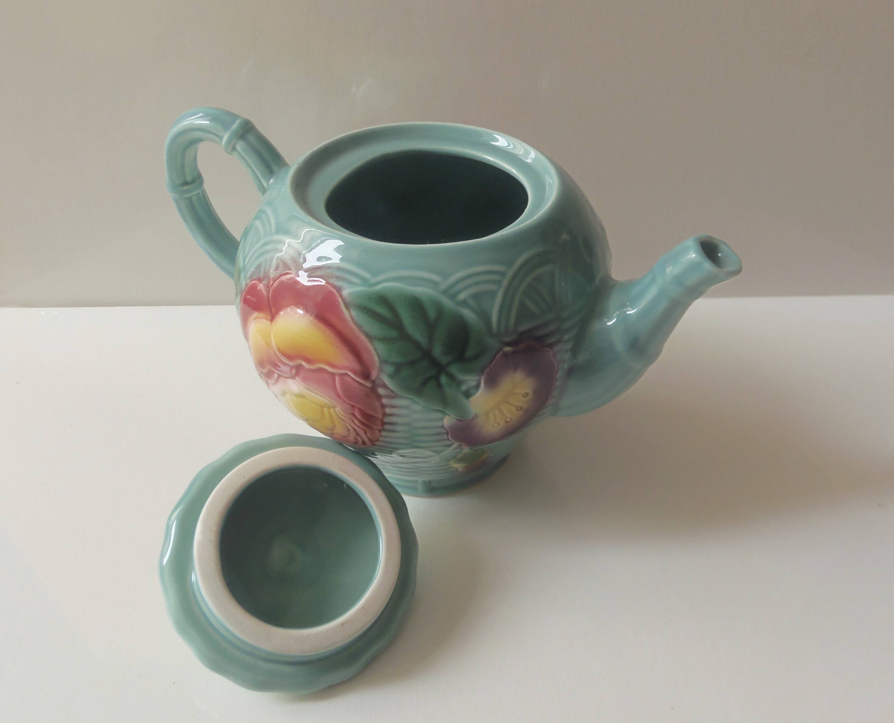 Théière en barbotine Geneviève Lethu