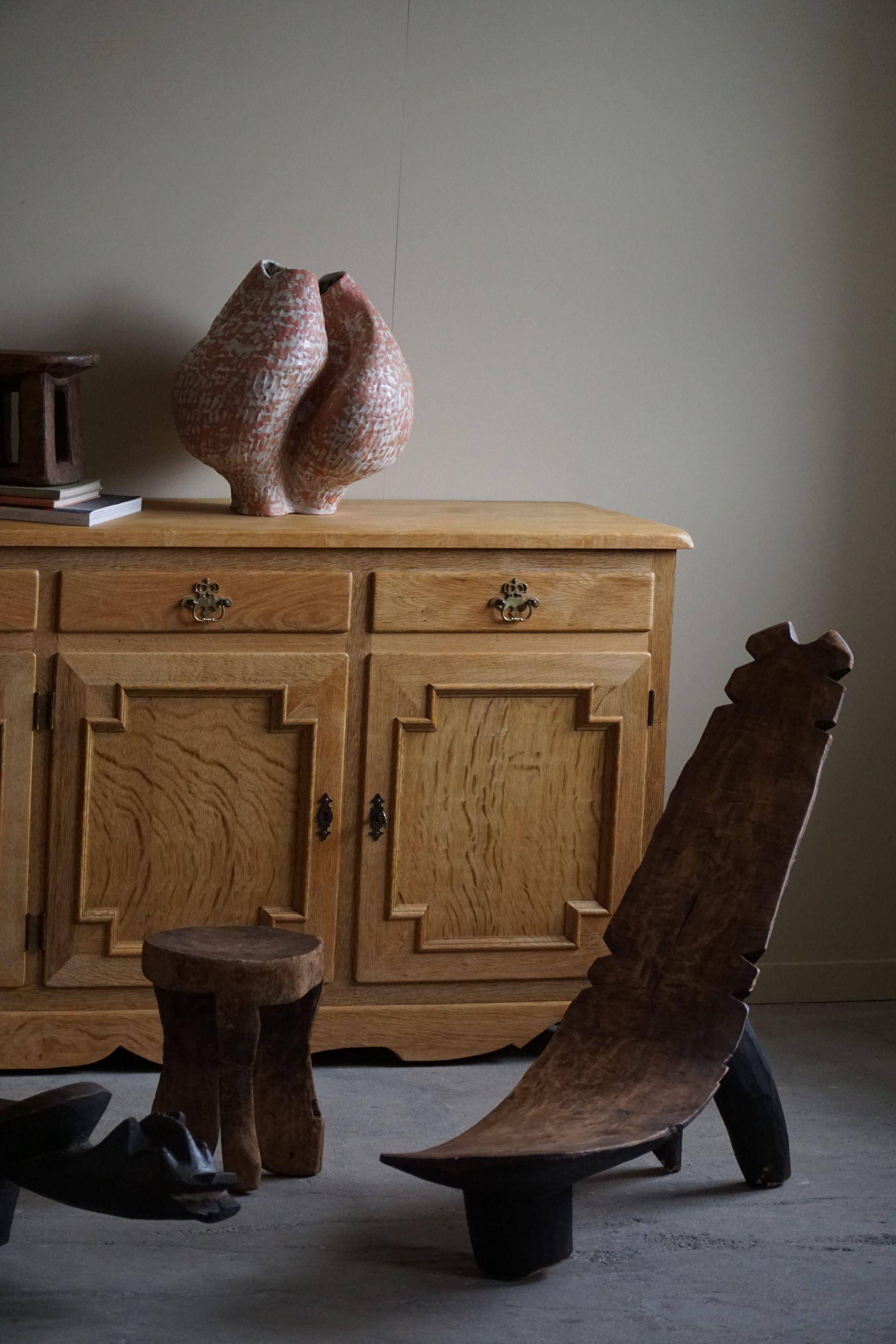 Rustic tribal Lobi chair from West Africa, Burkina Faso, Wabi Sabi, 1940s.