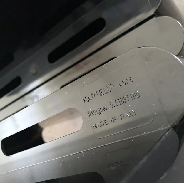 Kartell Stoppino magazine rack