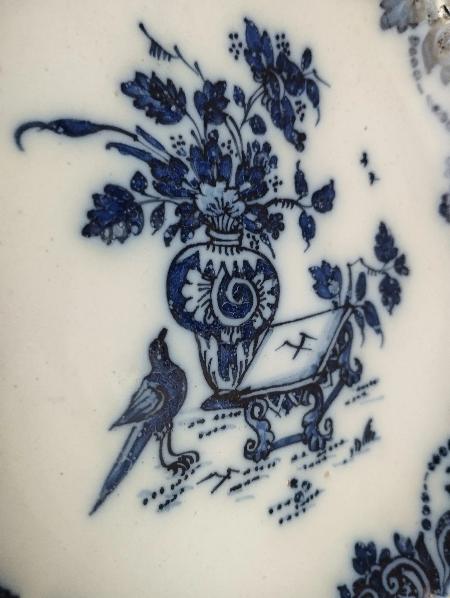 Ancienne assiette décorative en faïence Hollande XVIIIe
