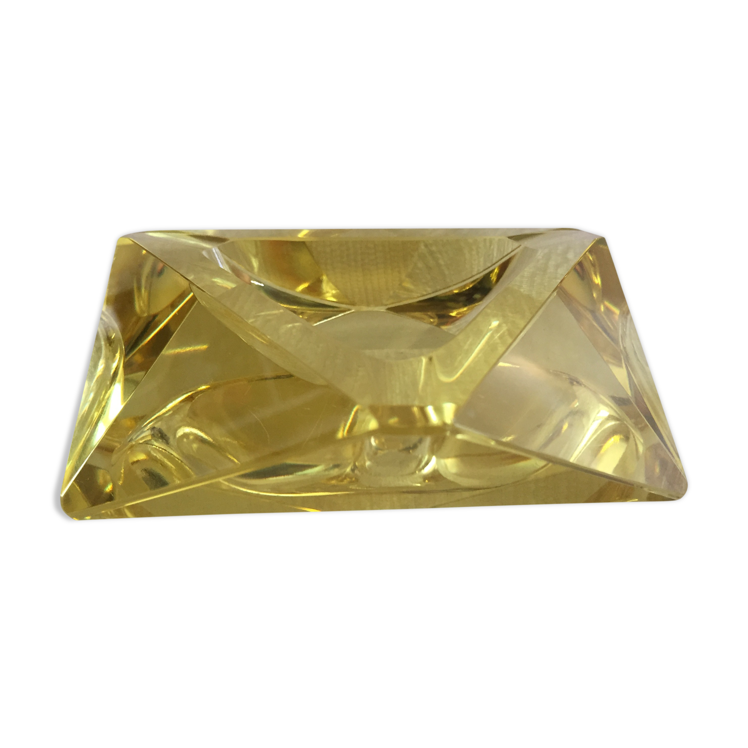 Diamond-shaped faceted ashtray