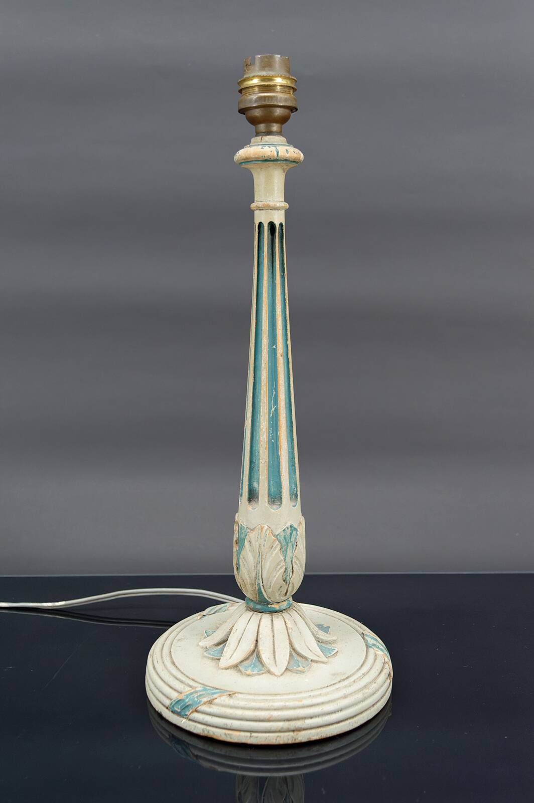 Art Deco wooden lamp painted in white and patinated blue, France, Circa 1920