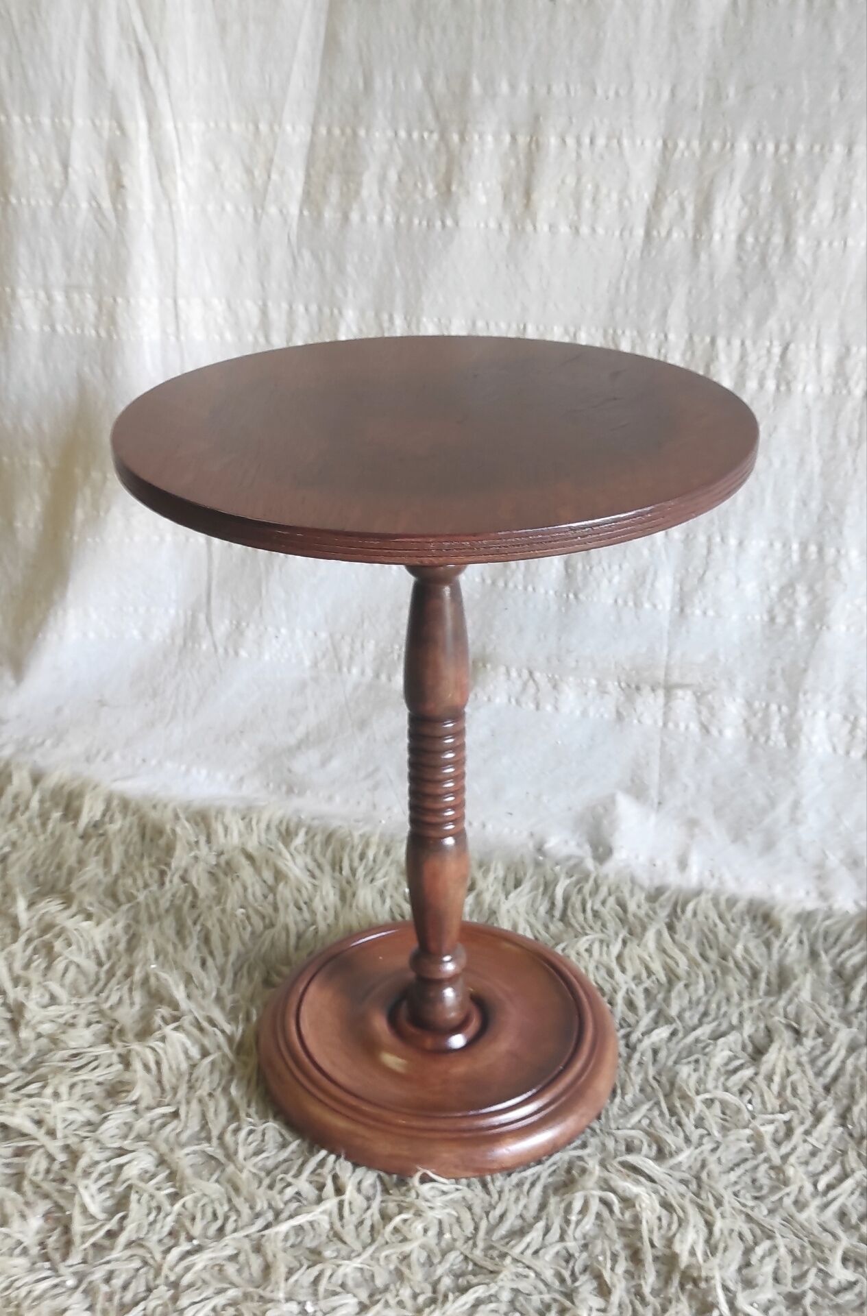 Art Deco side table in solid wood - mid 20th century