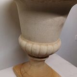 Large Medici stone planter basin