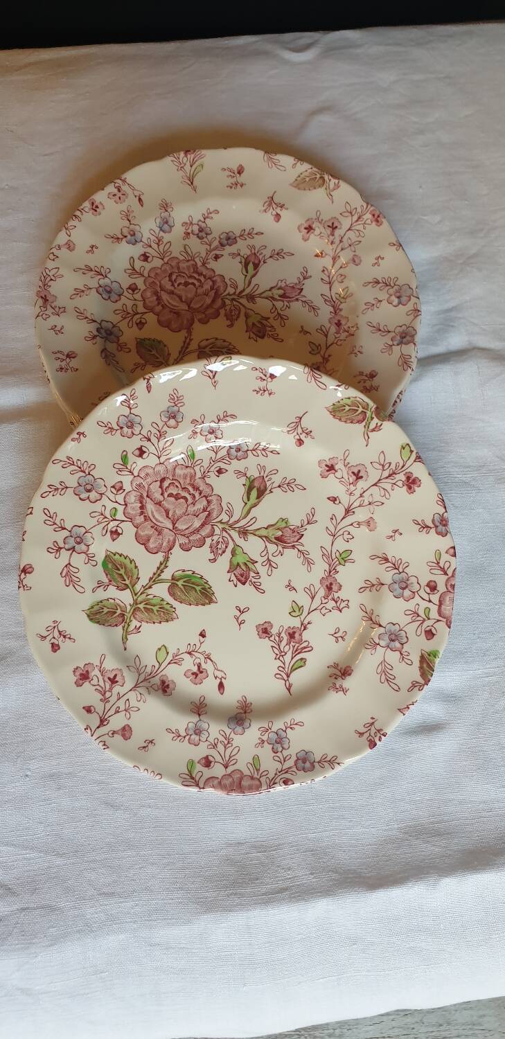 4 Assiettes anglaises by Johnson Bros