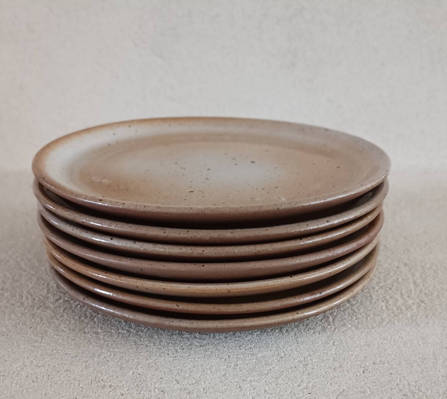 7 marsh sandstone plates