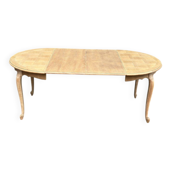 Table de repas ronde, ovale extensible en chêne poncé