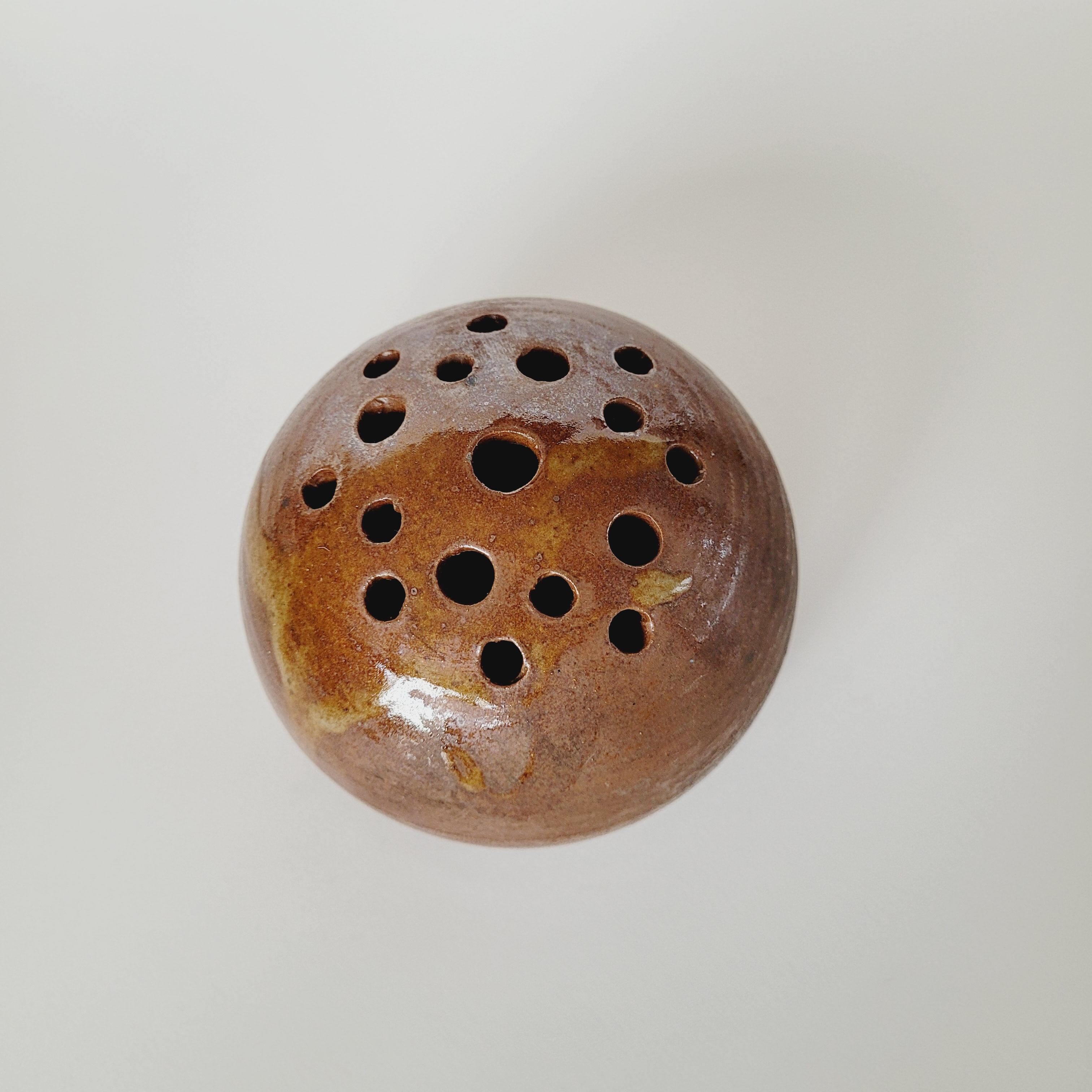 Sandstone flower holder