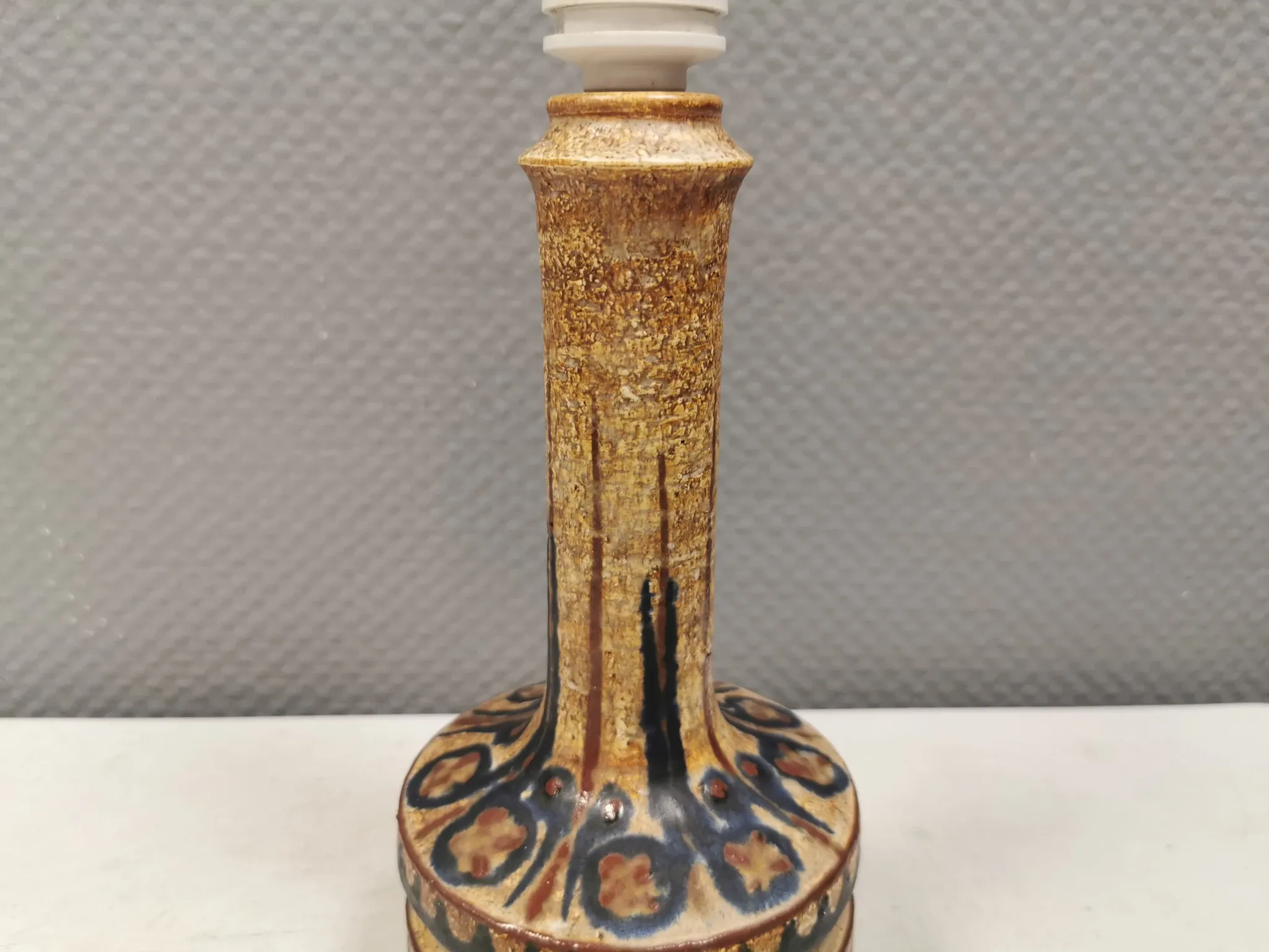 Ceramic table lamp from the 1970s–80s, by Jette Hellerøe for Axella Denmark