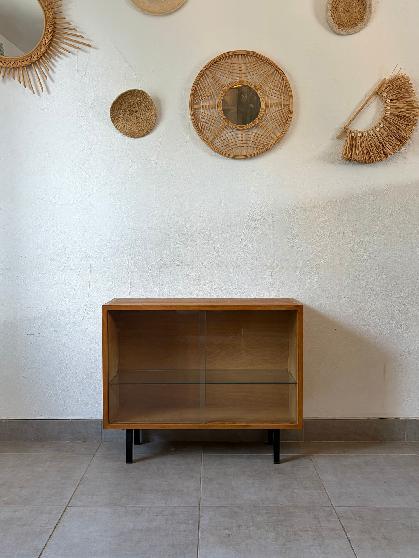 Vintage display cabinet/TV unit from the 1960s.