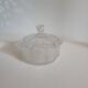 Boîte en verre moulé
