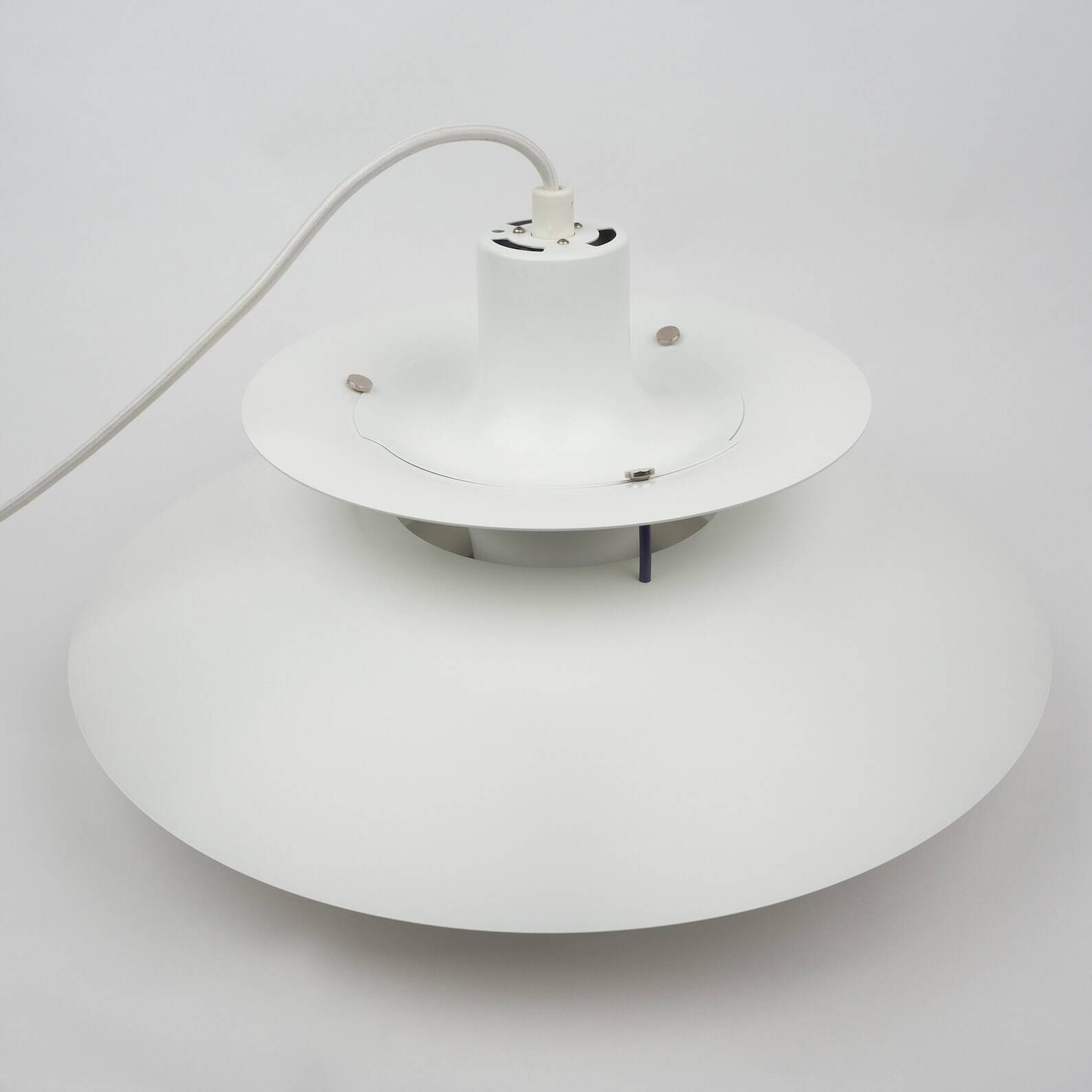Suspension danoise PH 5 de Poul Henningsen, Louis Poulsen, 1958
