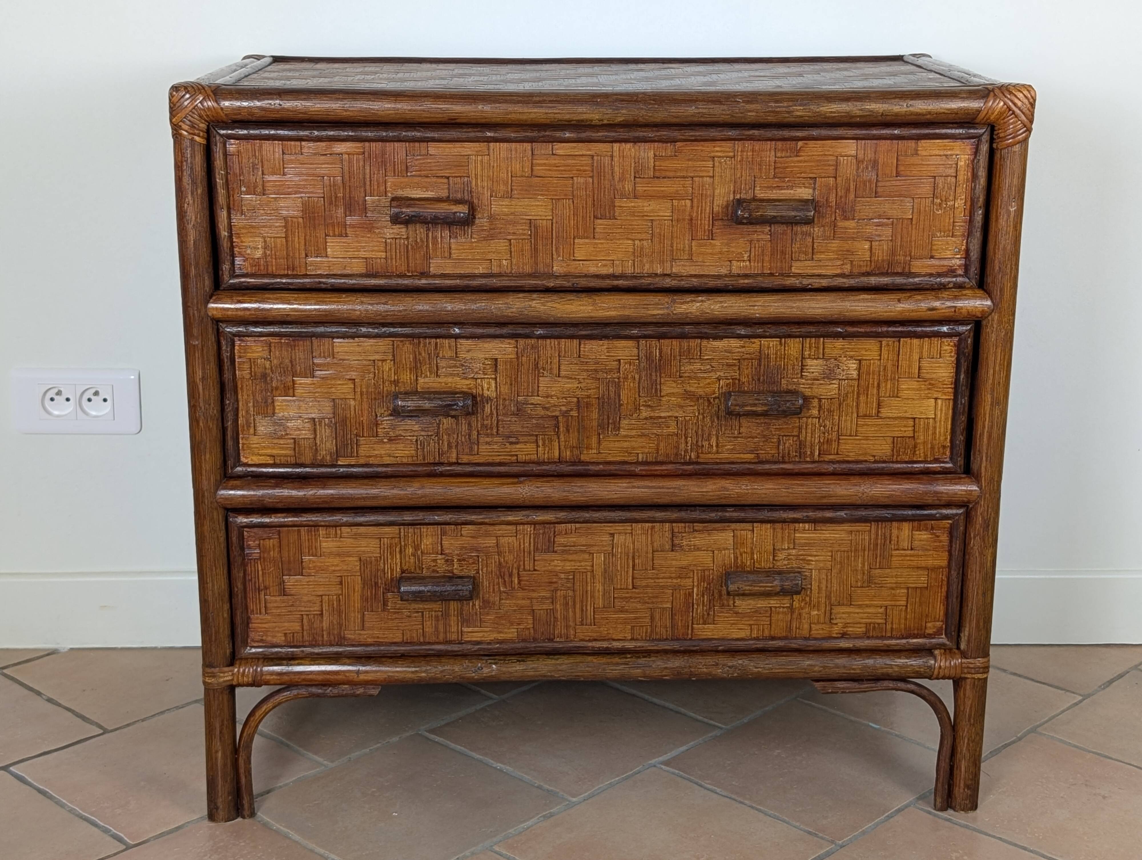 Rattan chest of drawers