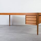 Mid-century modern teak desk by Torbjørn Afdal for Bruksbo, 1960s