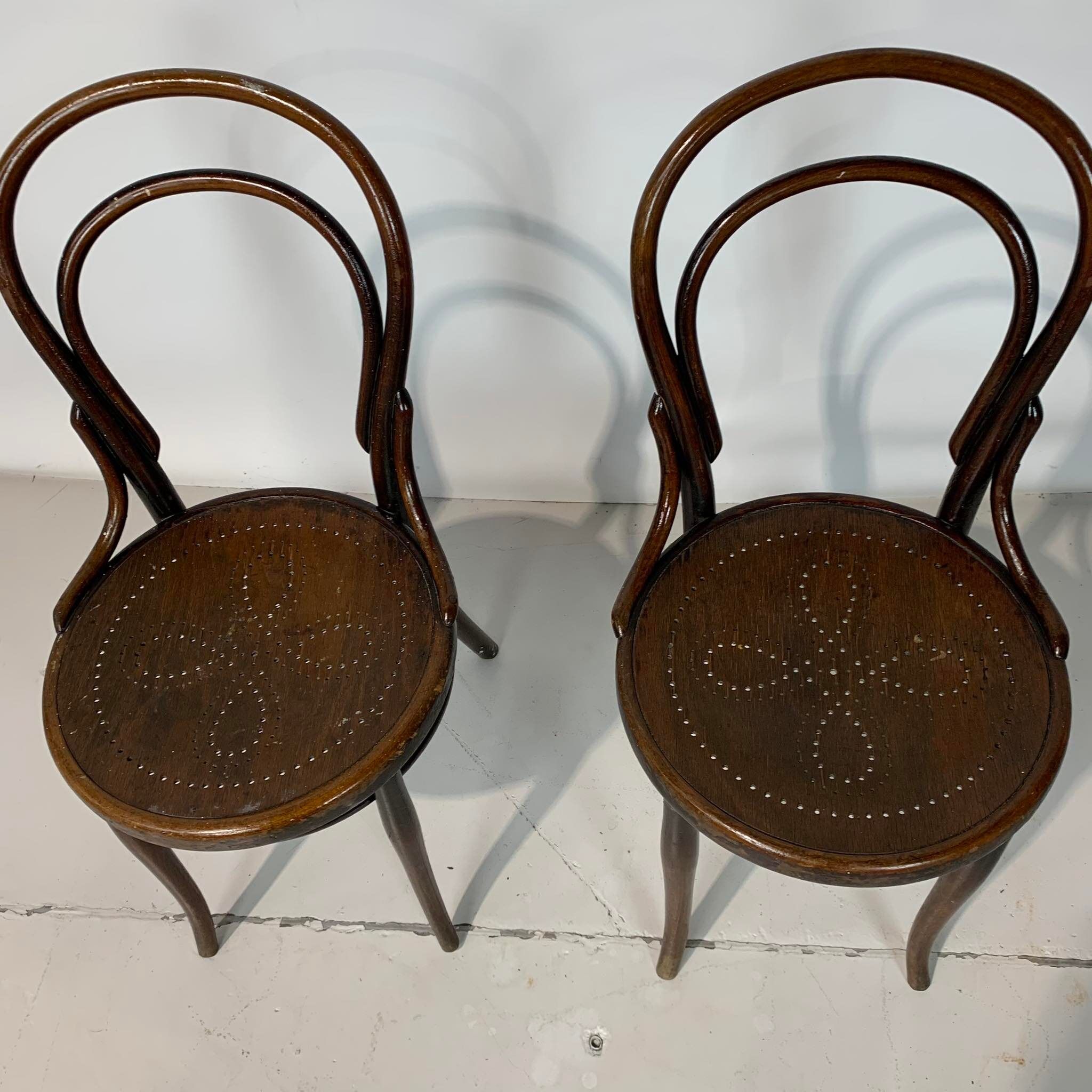 Set of two bistro chairs n°14 of Thonet