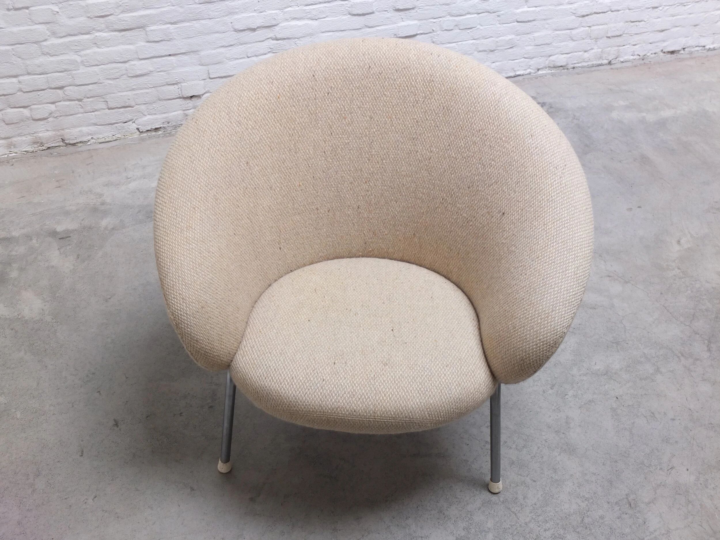 Rare pair of 'F570' lounge chairs by Pierre Paulin for Artifort, 1963