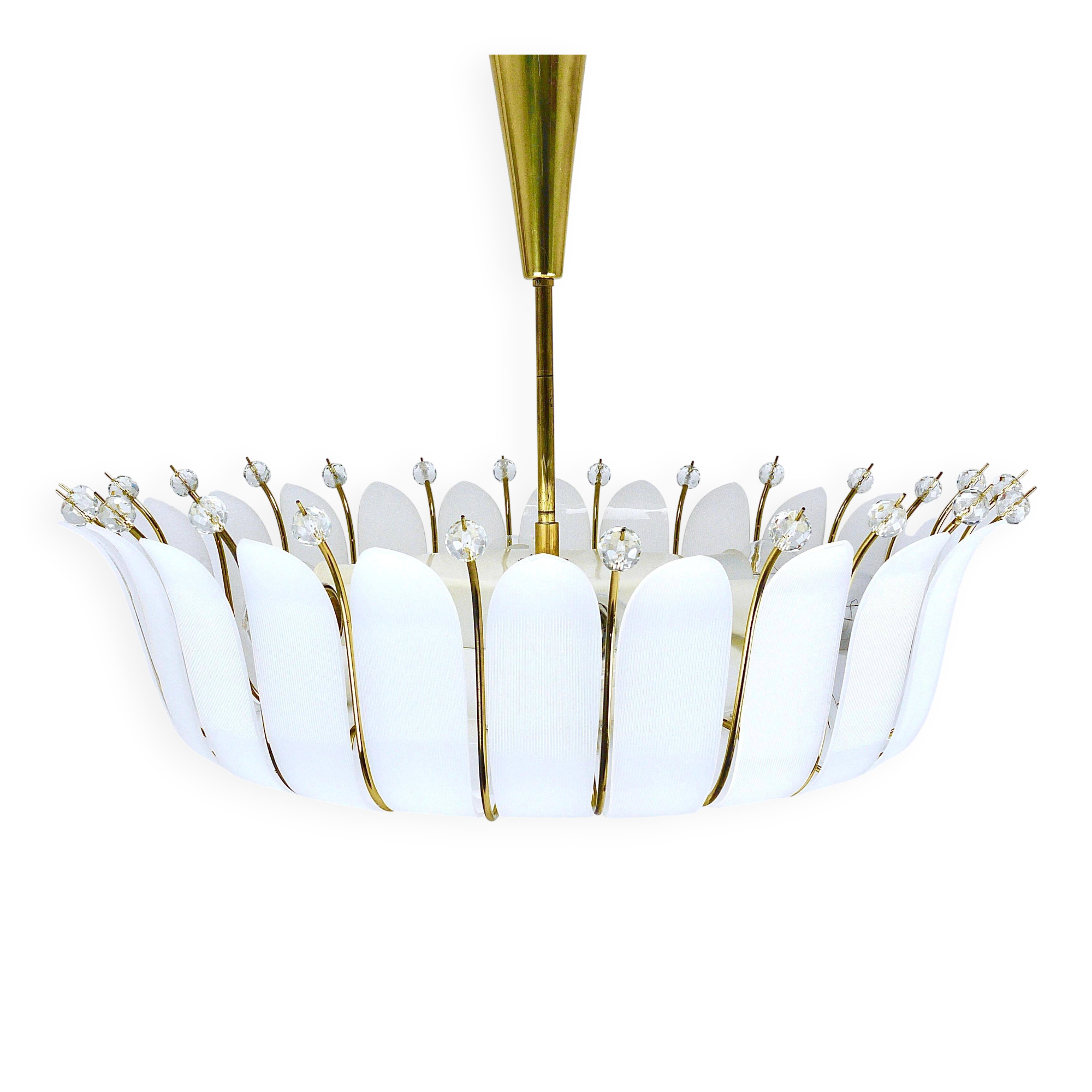 Grand chandelier Rupert Nikoll 27" mid-century brass with leaves, Austria, 1950.