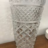 Vase in pure crystal