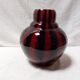 Gros vase boule vintage en verre soufflé décor flammé rouge et bleu nuit