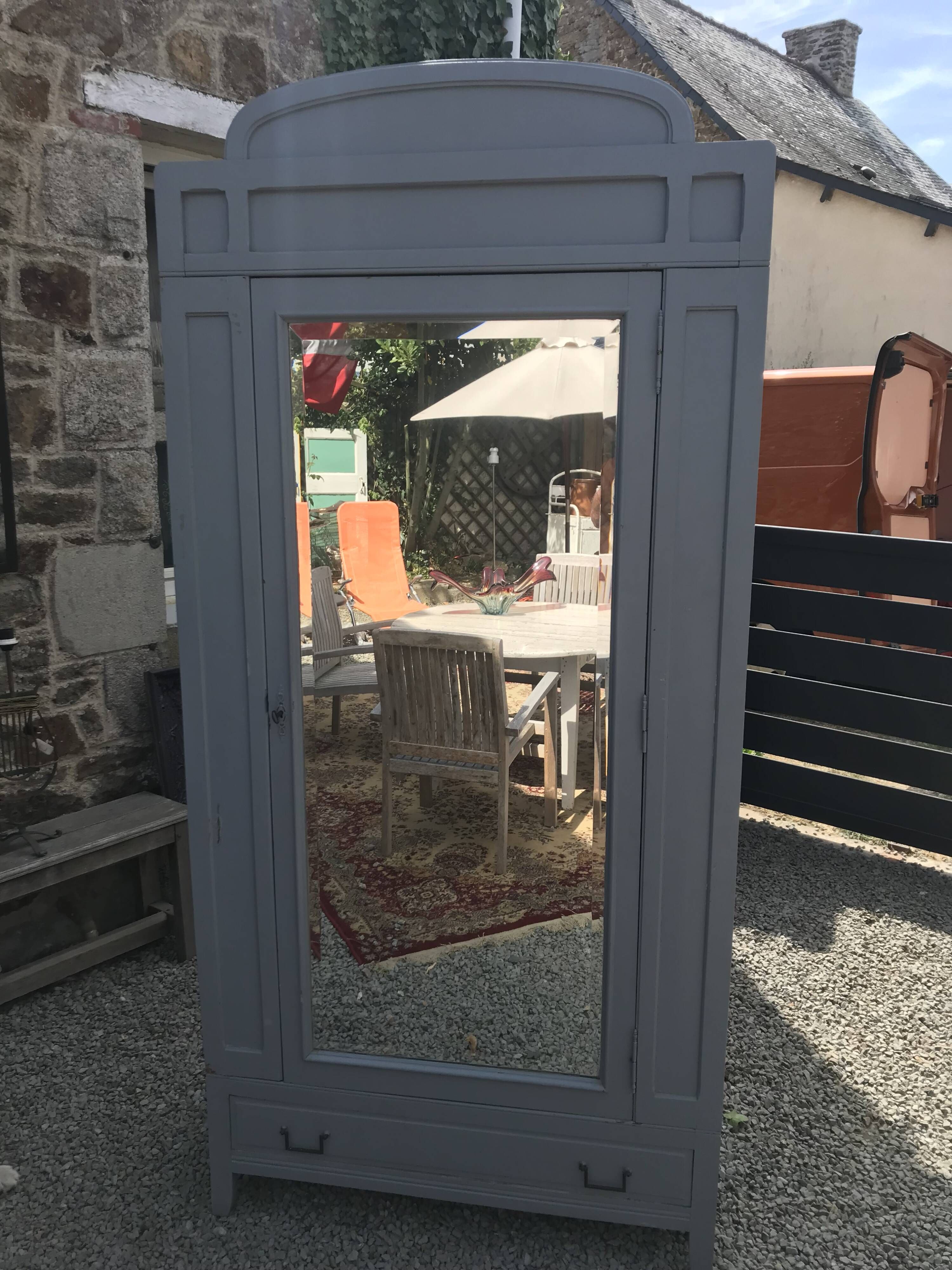 Ancienne armoire d’hôtel 2
