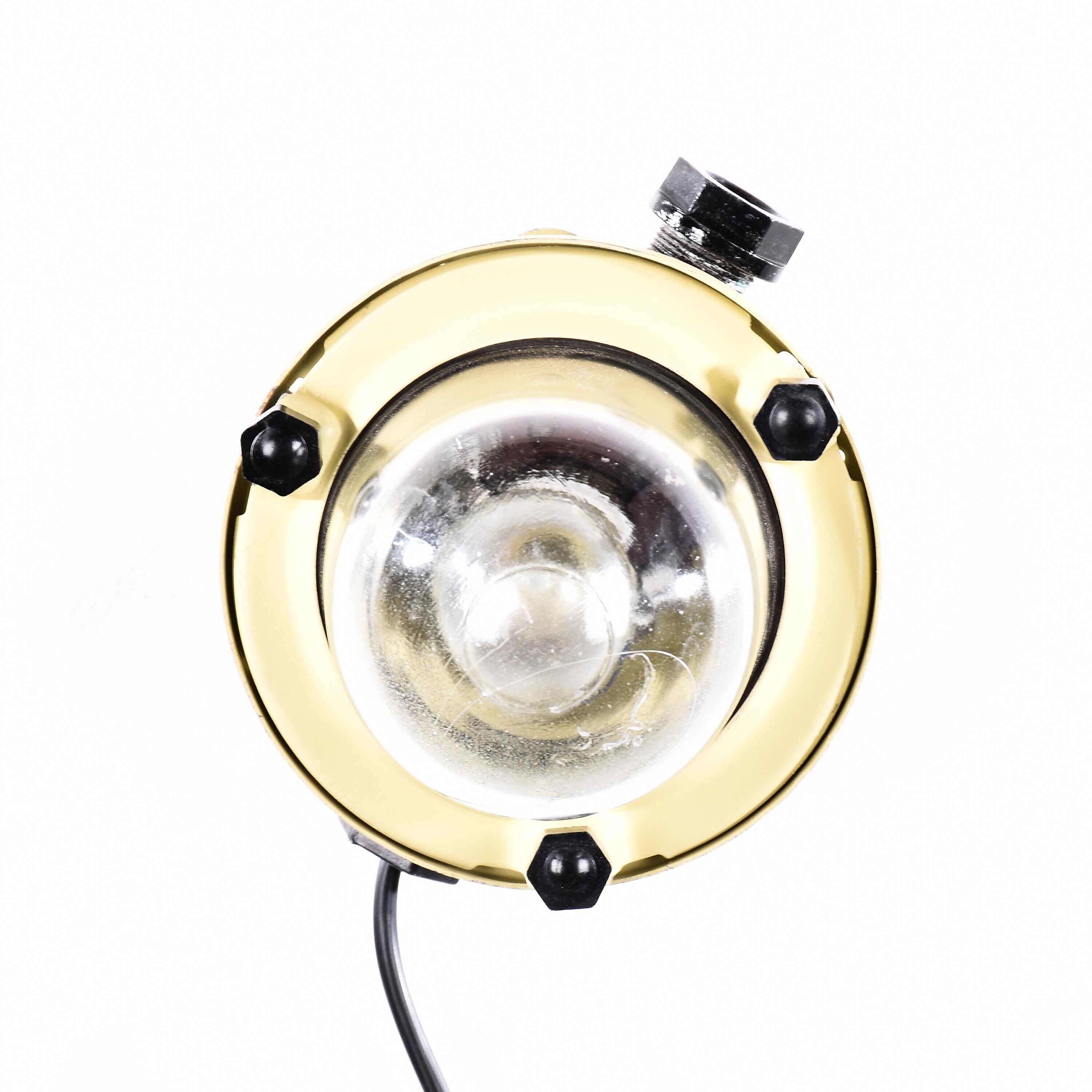 Industrial wall lamp