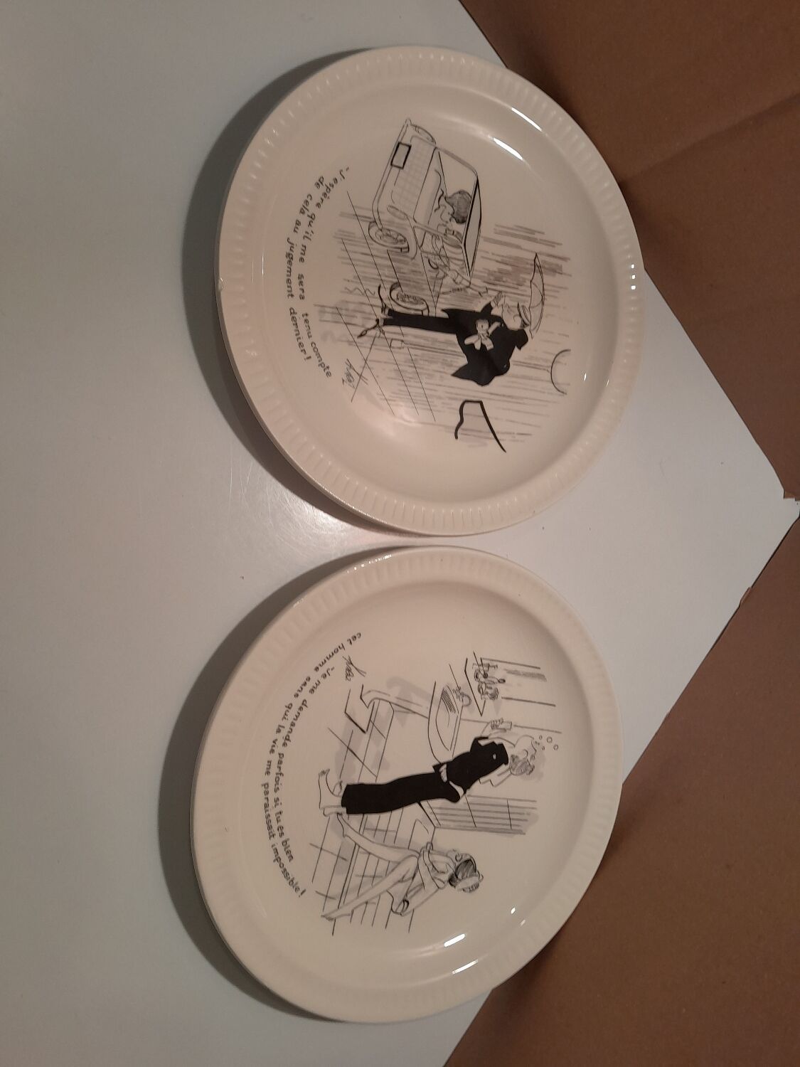 6 dessert plates " Les Parisiennes de Kiraz "