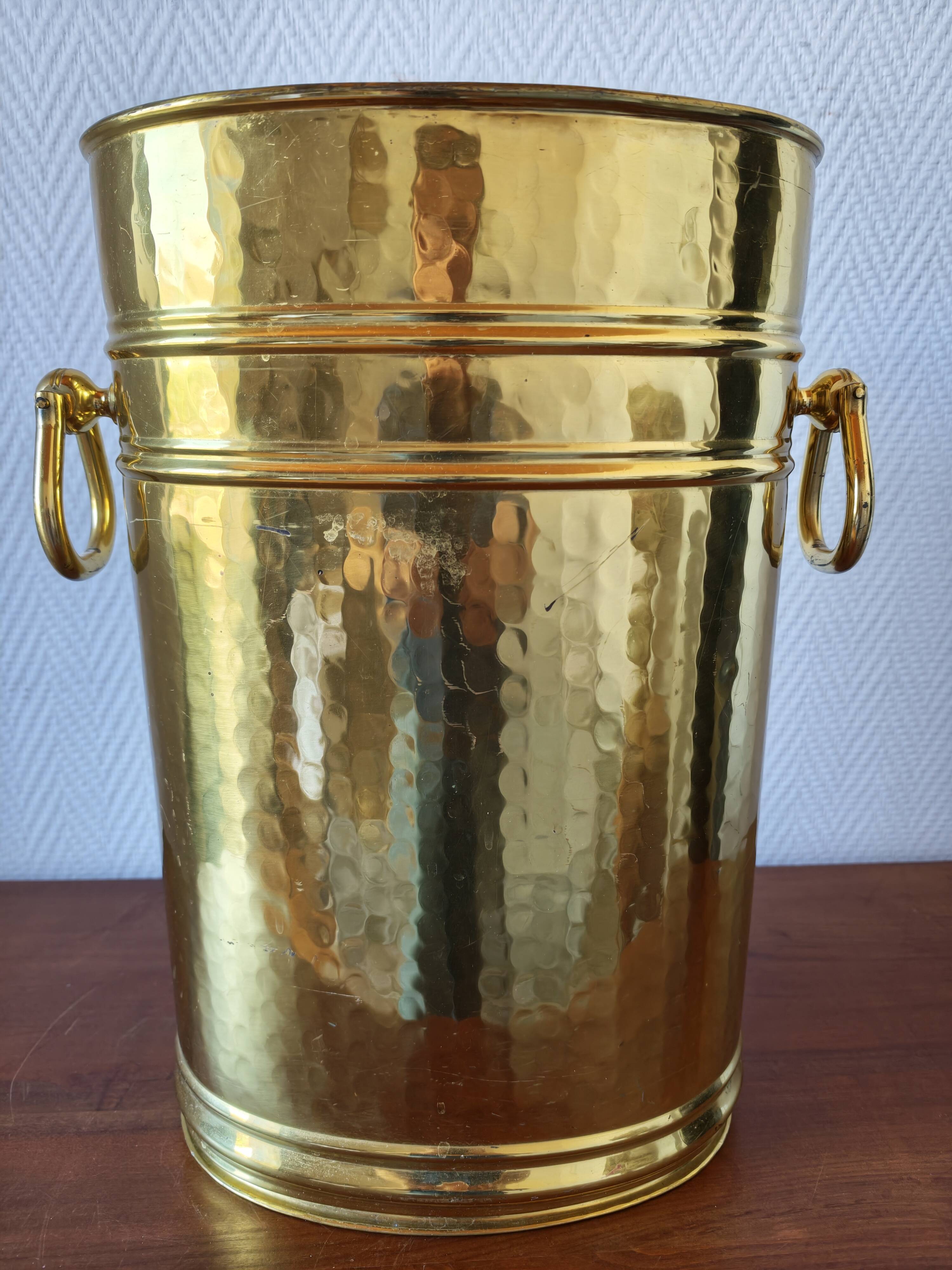 Vintage hammered brass umbrella stand – 1970s-80s