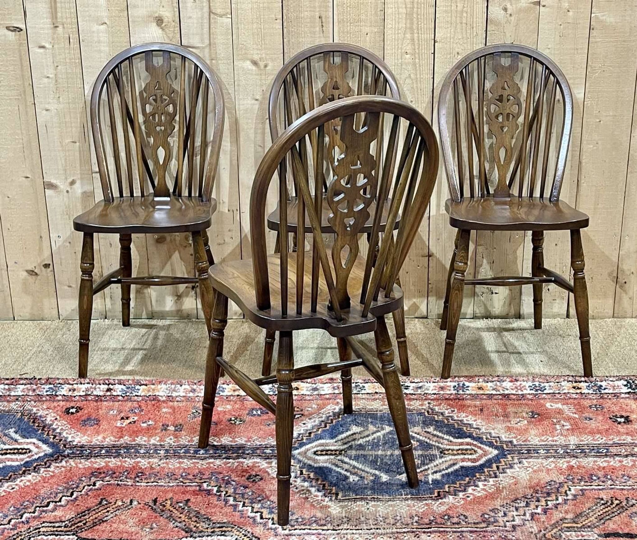 Set of 4 English chairs in beech and oak, made in the 70s