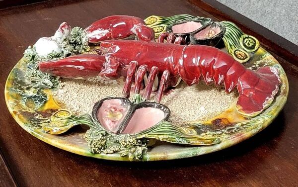 Grande assiette à fruits de mer en trompe l'oeil en poterie