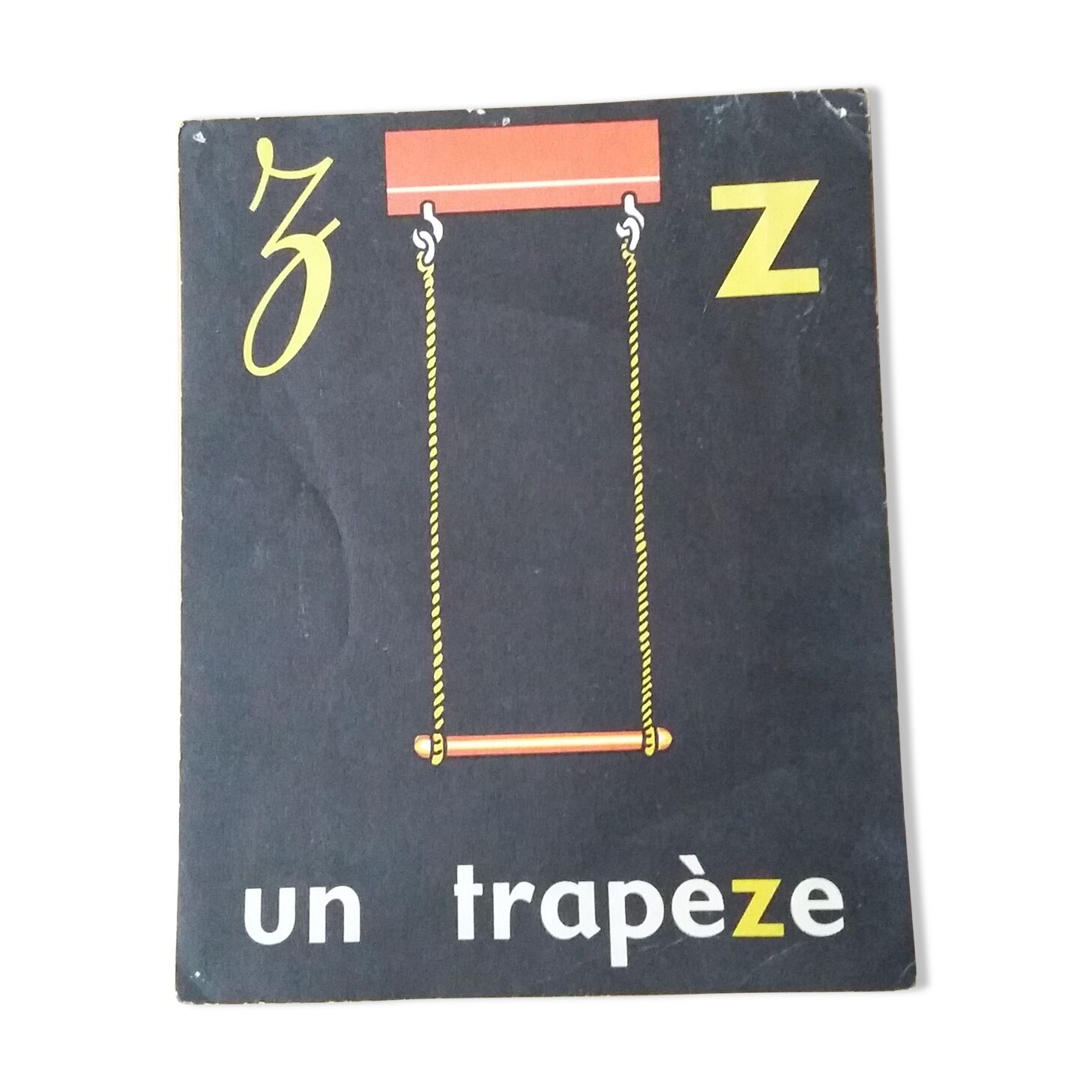 The trapeze, reading image